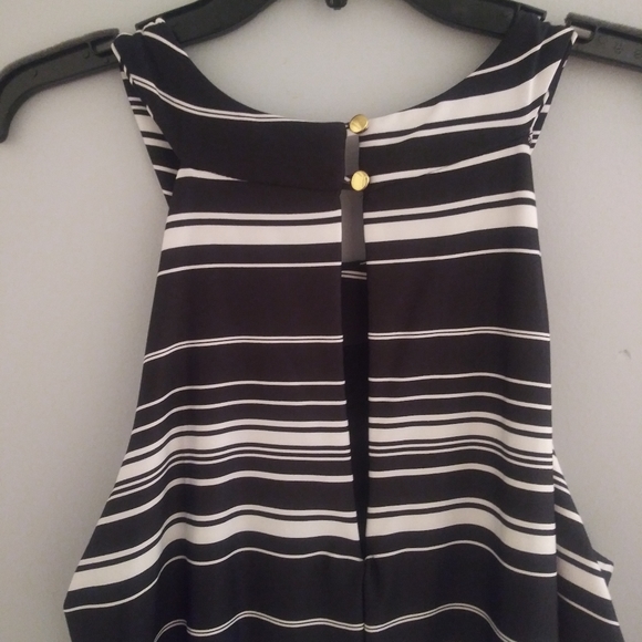 Jumpsuit - Picture 6 of 7